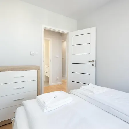 Klifowa With Spa, Fitness & Kids By Renters