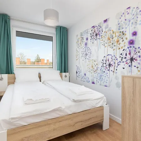 Klifowa With Spa, Fitness & Kids By Renters Appartement Rewal